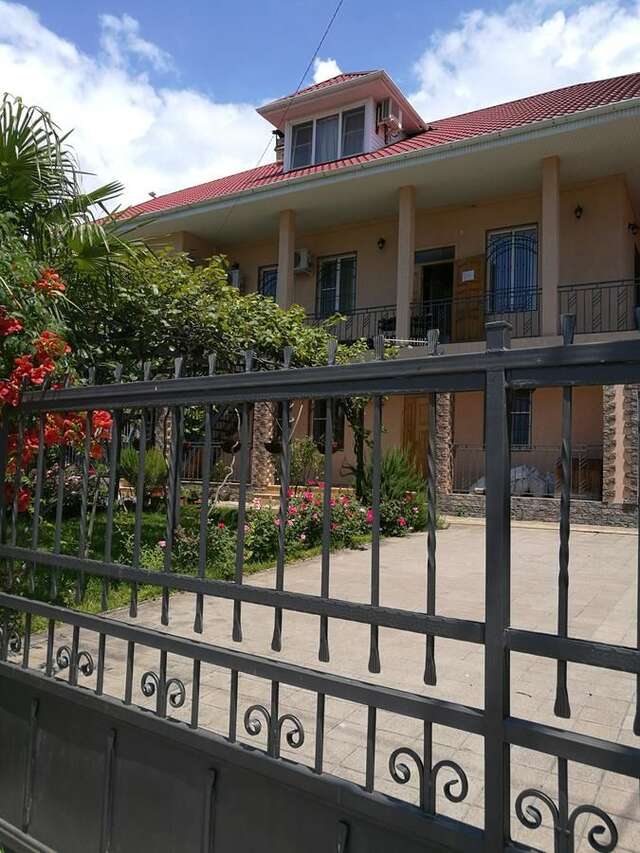 Гостевой дом Guest House Villa Roza Гагра-8